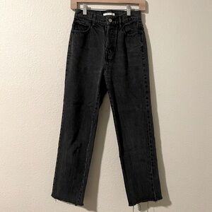 PacSun high rise straight jeans
Size 24